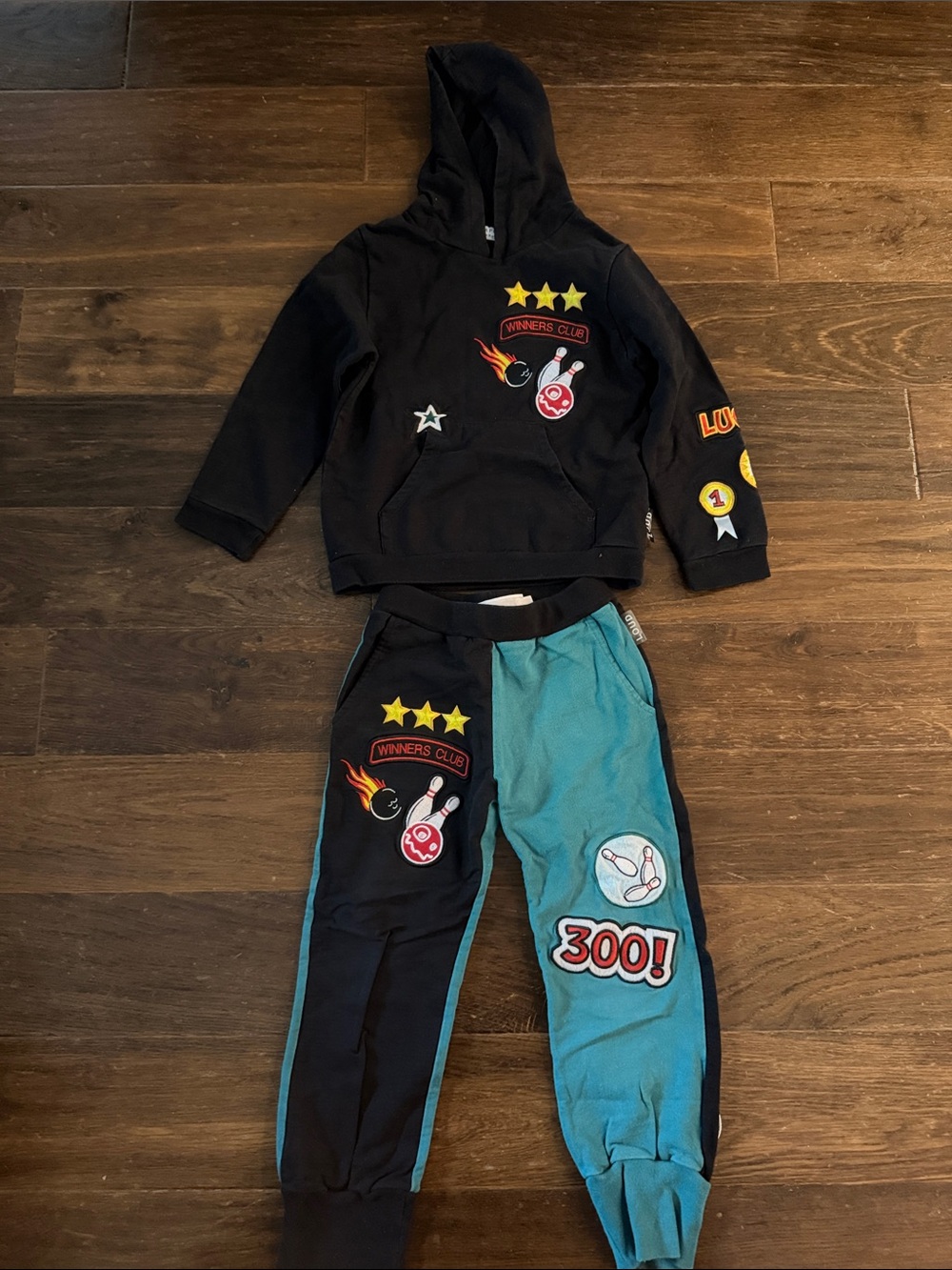 Kids Loud Apparel Black & Teal Bowling Patch Sweat Set -